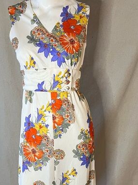 Leslie Fay White Maxi Dress with Orange, Purple and Yellow Floral Print